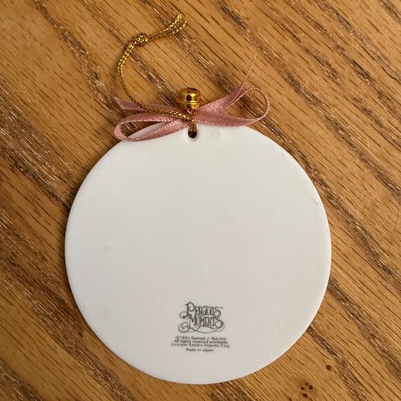 Precious Moments Tell Me the Story of Jesus 1991 Porcelain Christmas Ornament - Picture 3 of 6